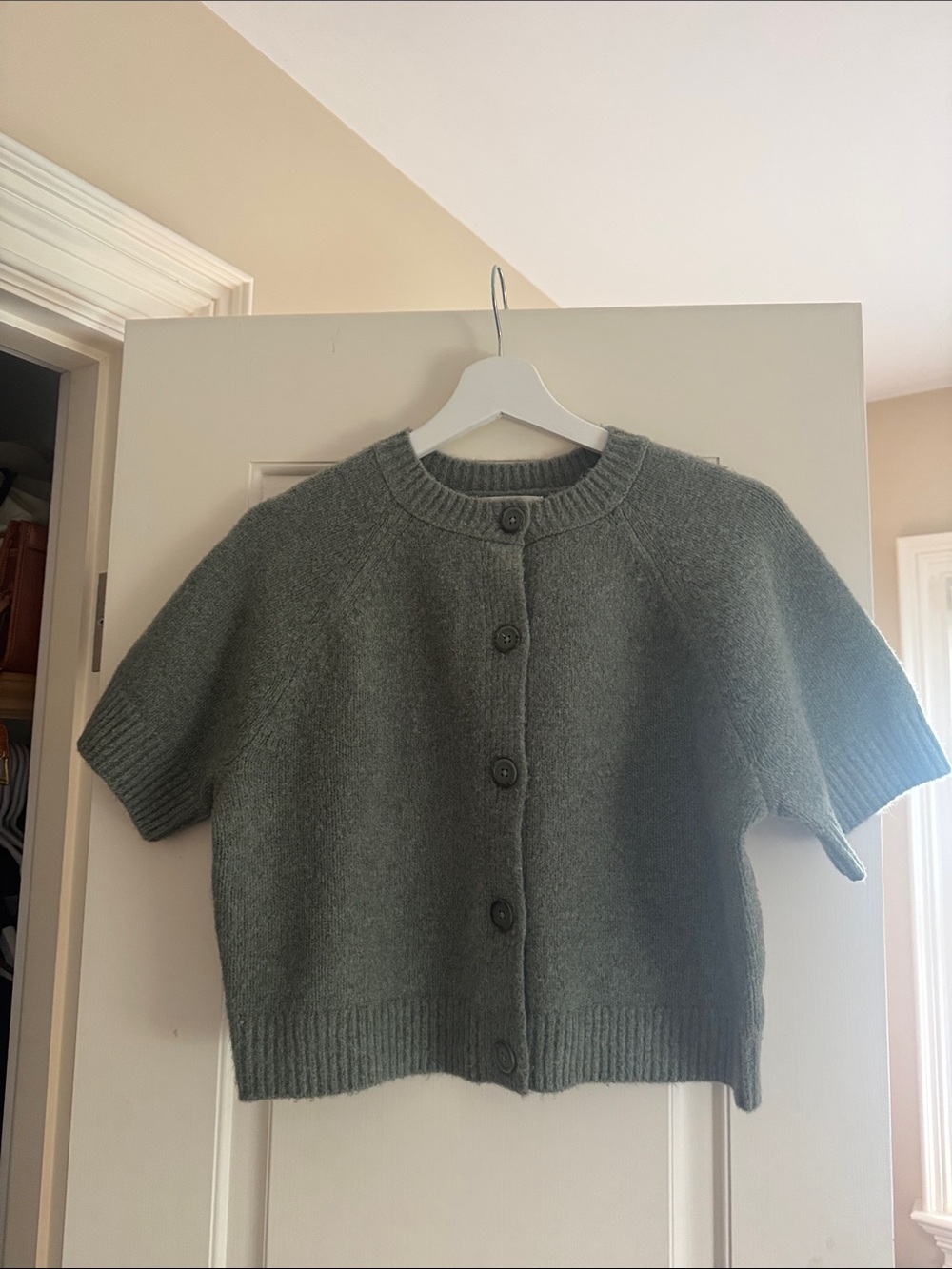 Universal Thread Sage Green Short-Sleeve Button Cardigan